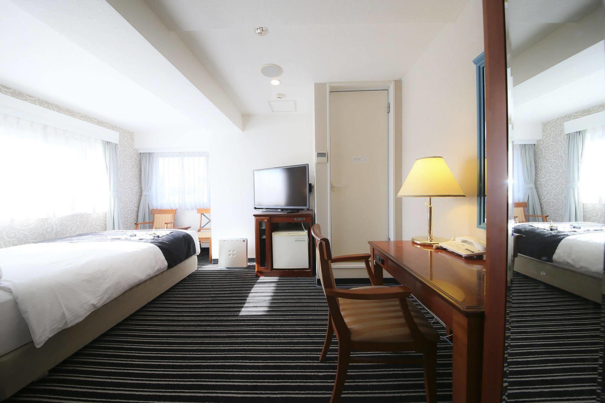 Apa Hotel Tokyo Ojima Exterior photo